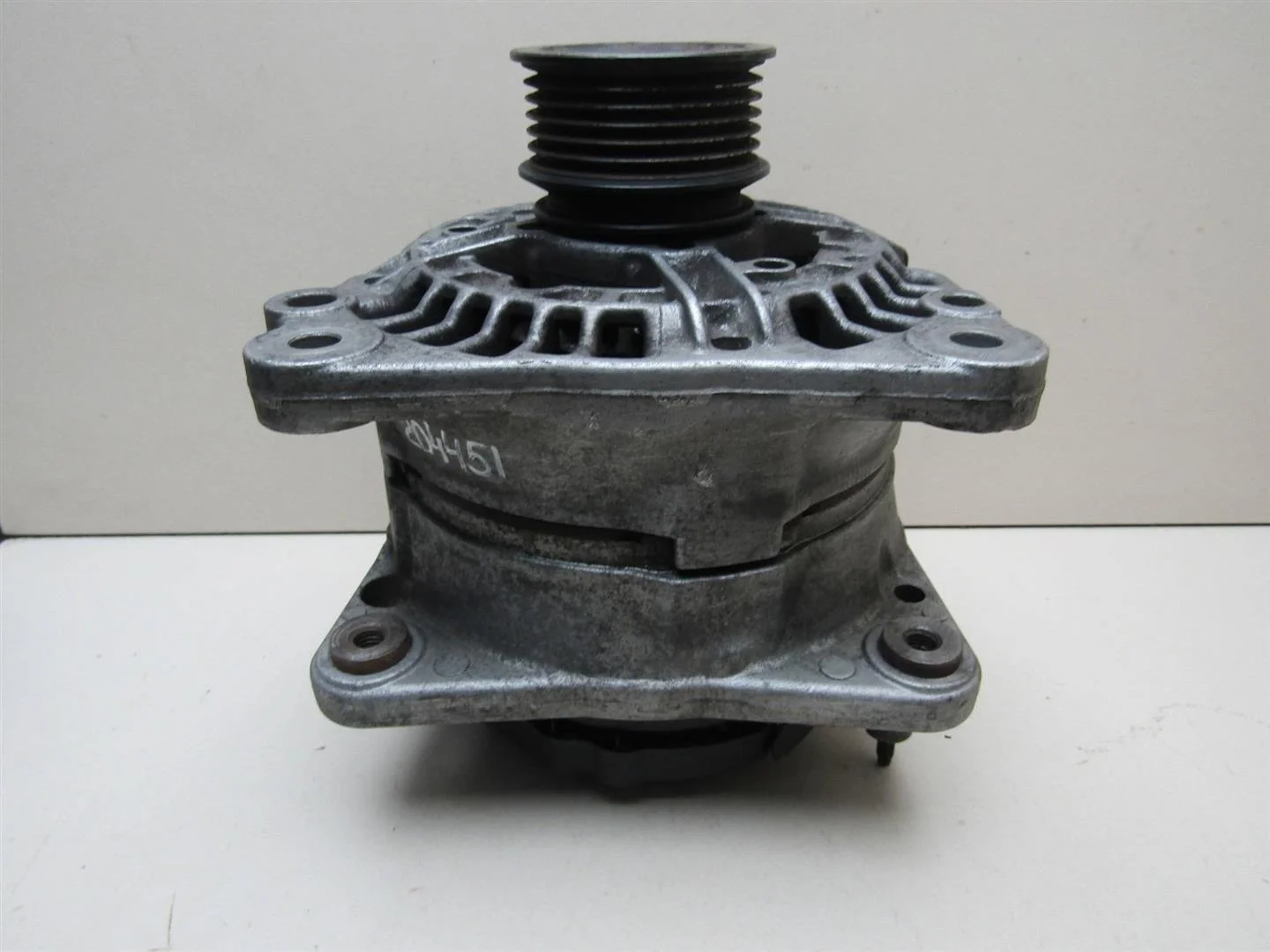 Генератор VW Golf IV \Bora 1997-2005  [030903023J]  в Вологде