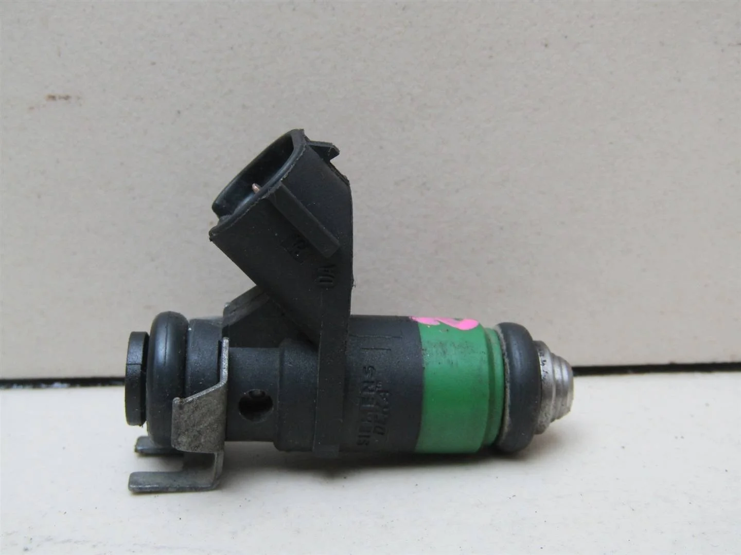 Форсунка инжекторная электрическая Skoda Rapid 2013-2020  [03E906031]  1.2 AZQ,BME в Вологде