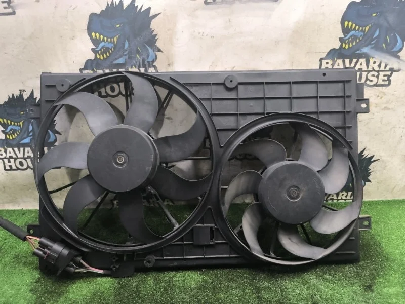 Вентилятор радиатора Audi A3 2009 1K0121207BB 8P CDA