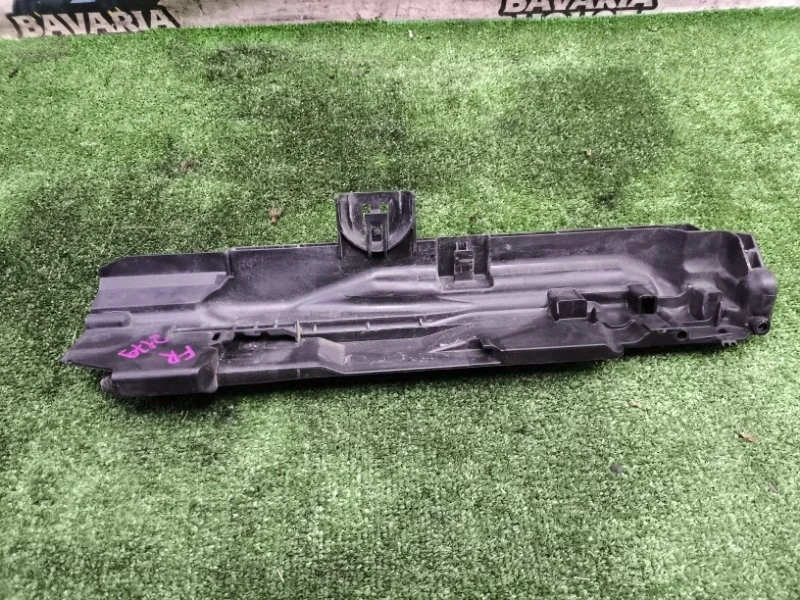 Кронштейн радиатора правый BMW 1 2010 17107524914 E87 N52B30AF