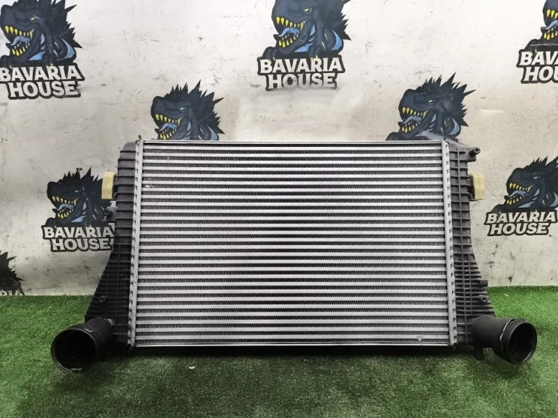 Интеркулер volkswagen Golf 2014 3C0145805R 7 CJZ