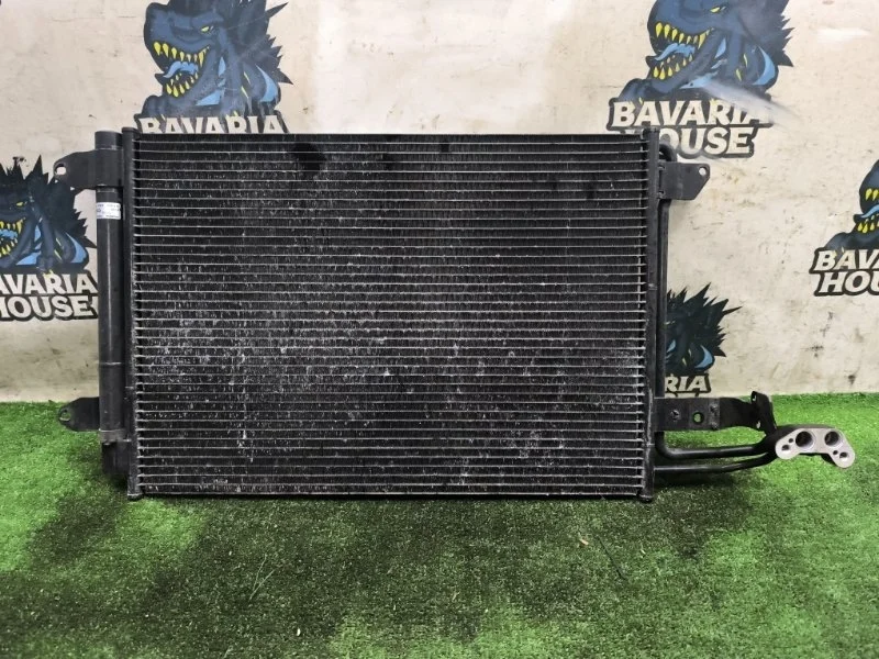 Радиатор кондиционера Audi A3 2009 1K0820411AK 8P CCZ