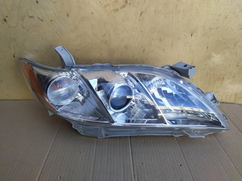 Фара Toyota Camry 2006 ACV40