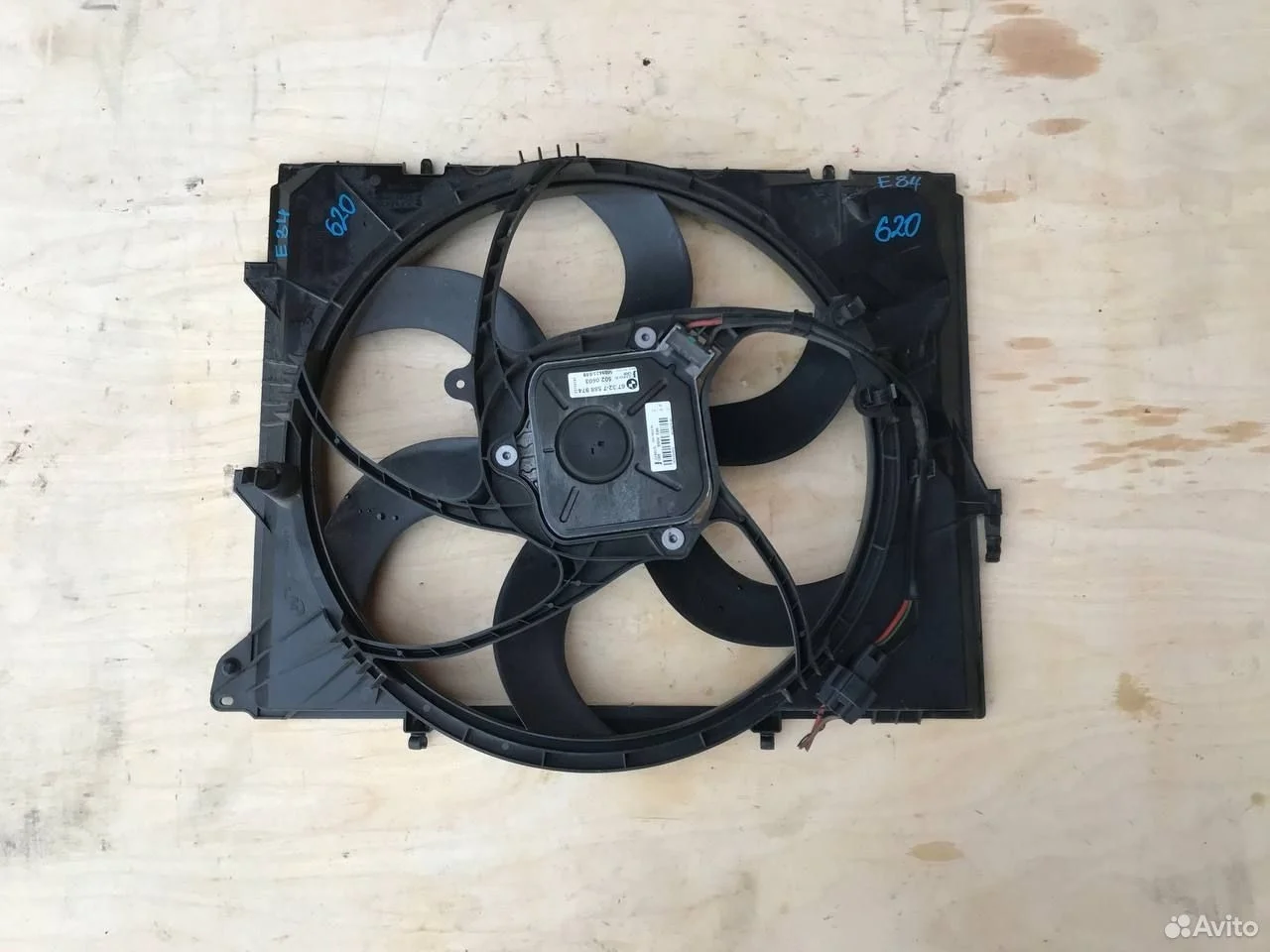 Диффузор вентилятор bmw 120 e87 320 e90 x1 e84