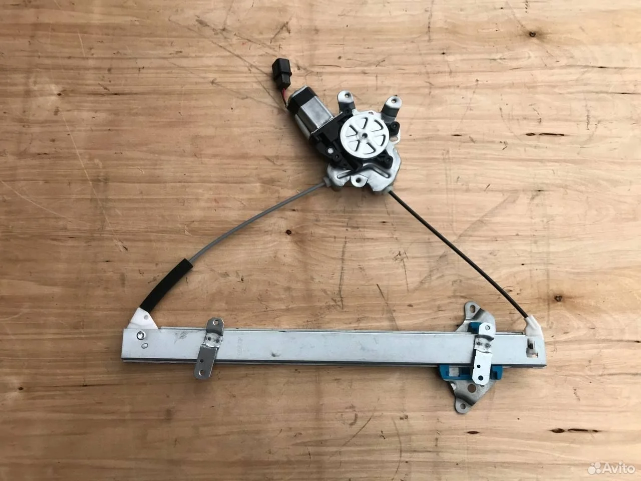 Водительский стеклоподъемник mitsubishi outalnder
