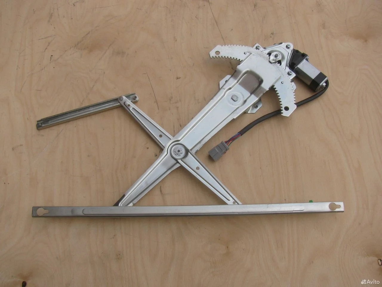 Водительский стеклоподъемник honda cr-v rd1