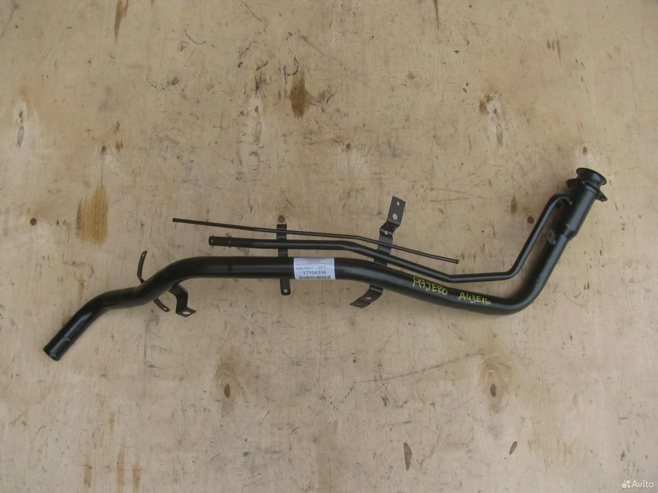 Горловина топливного бака mitsubishi pajero дизель