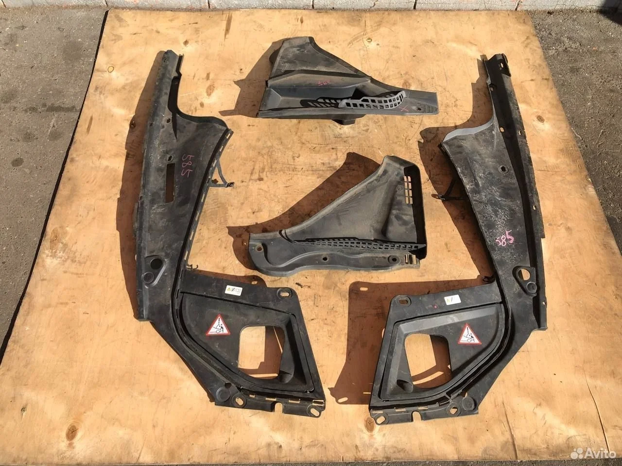 Подкапотные накладки пыльник bmw 520 f10