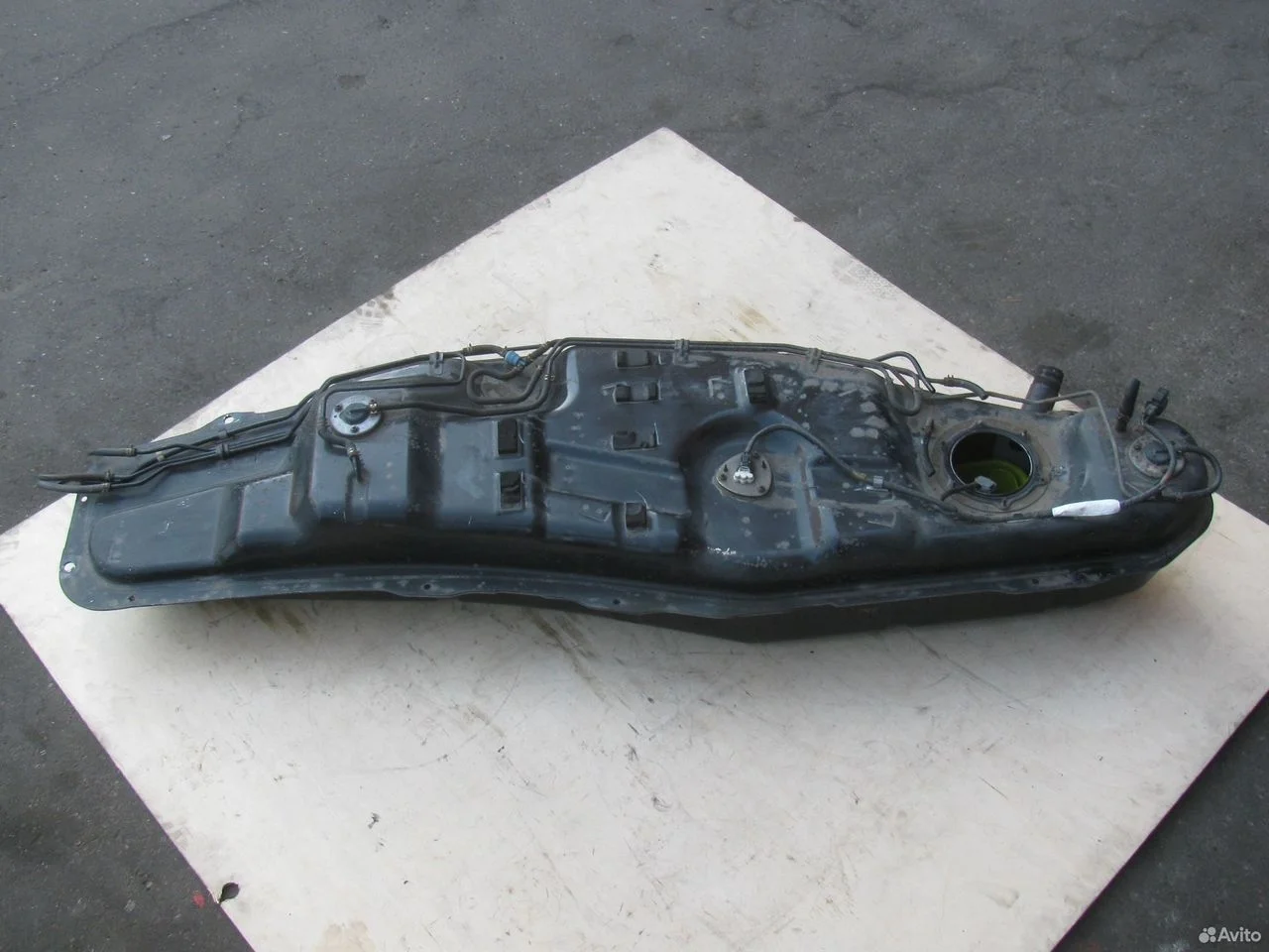 Бензобак mitsubishi pajero montero бензин