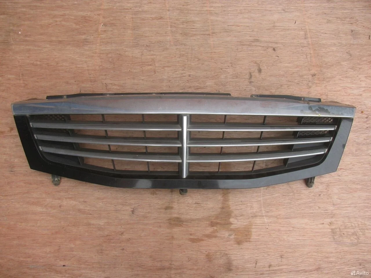 Решетка радиатора ssangyong rexton y200