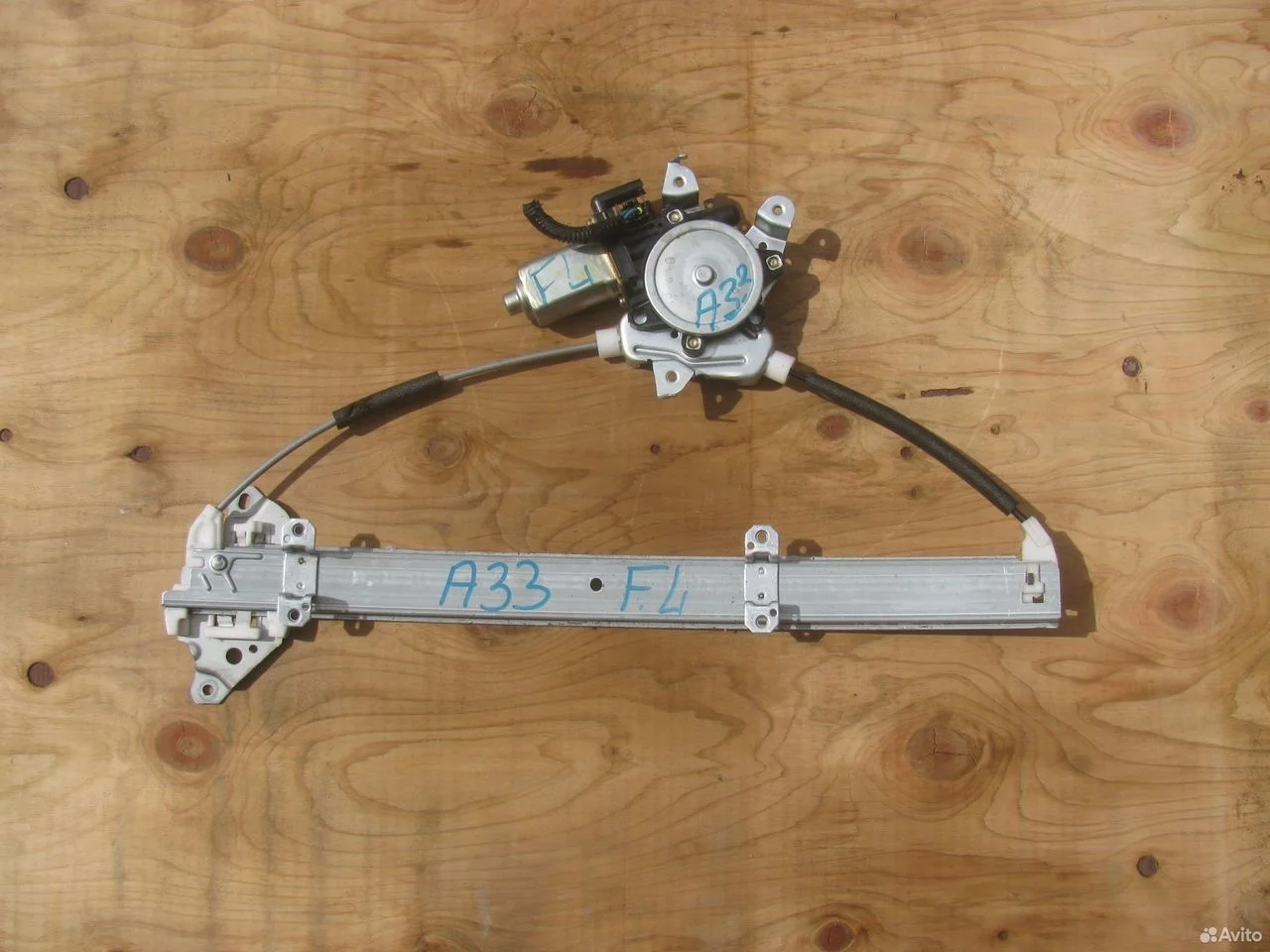 Стеклоподъемник водительский nissan maxima a33