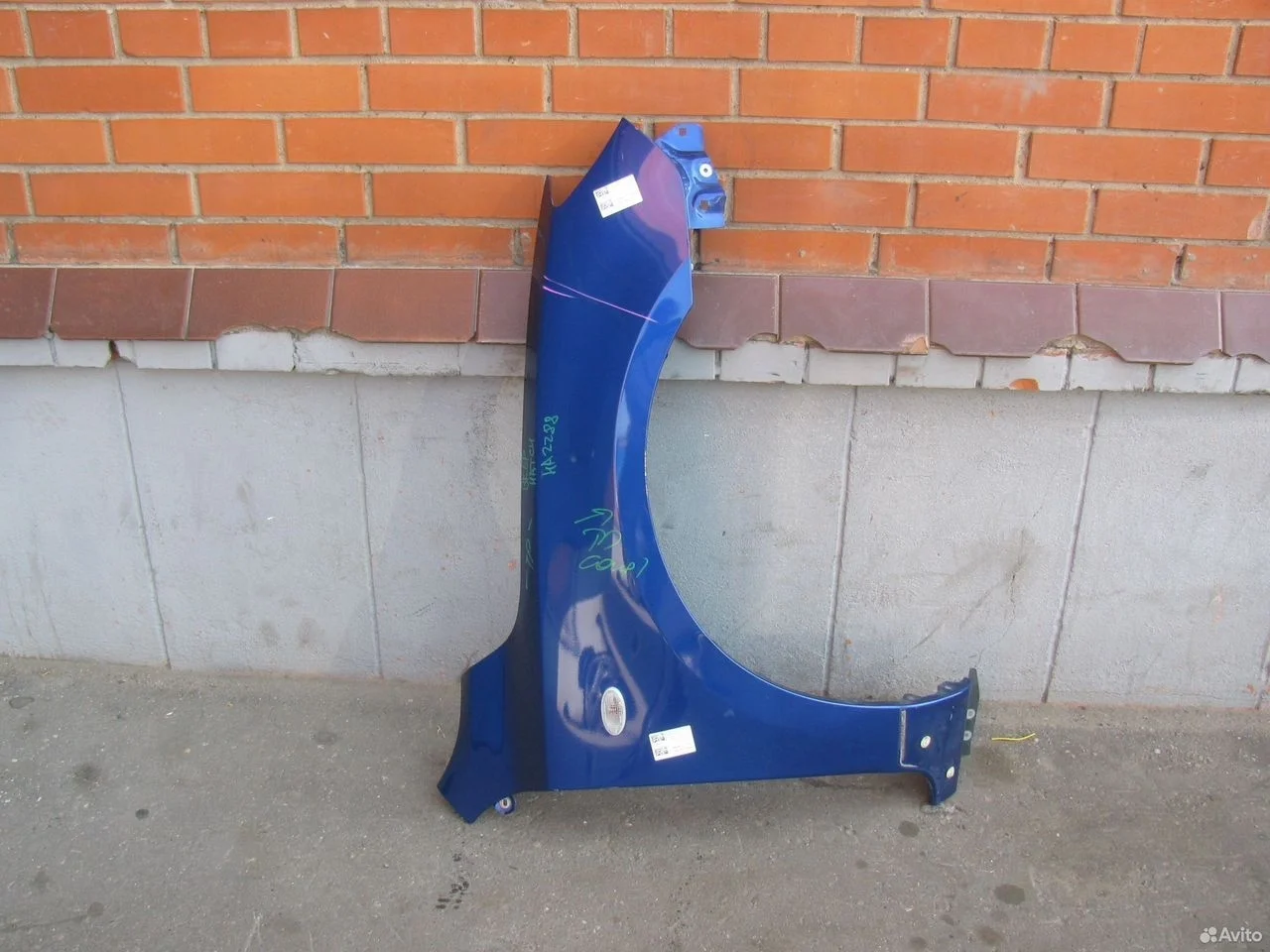 Крыло переднее правое mazda 3 bk хэтчбэк