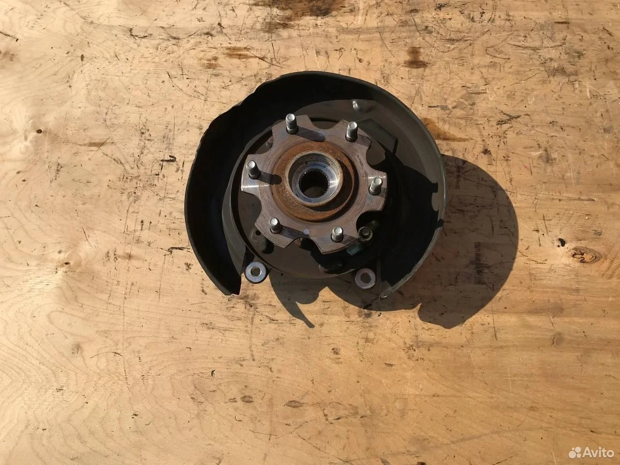 Ступица задняя левая mitsubishi pajero 3 4