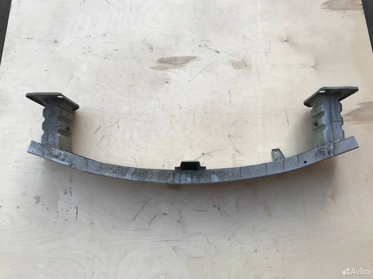 Усилитель бампера передний suzuki sx4