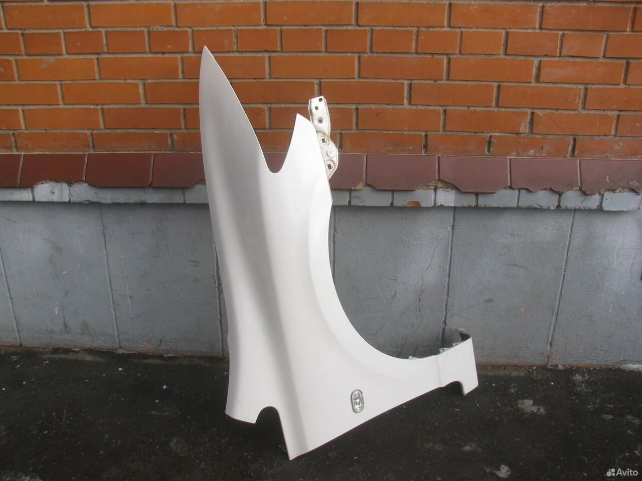 Крыло переднее правое honda civic 8 4d fd1