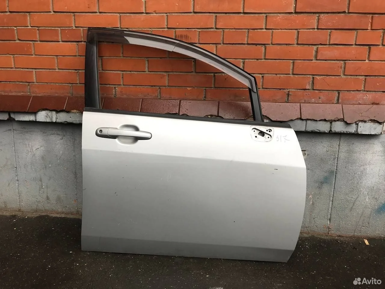 Дверь передняя правая suzuki liana