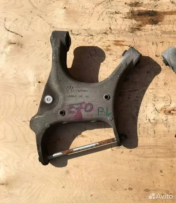 Задний рычаг левый bmw x5 x6 e70 e71 f15 f16