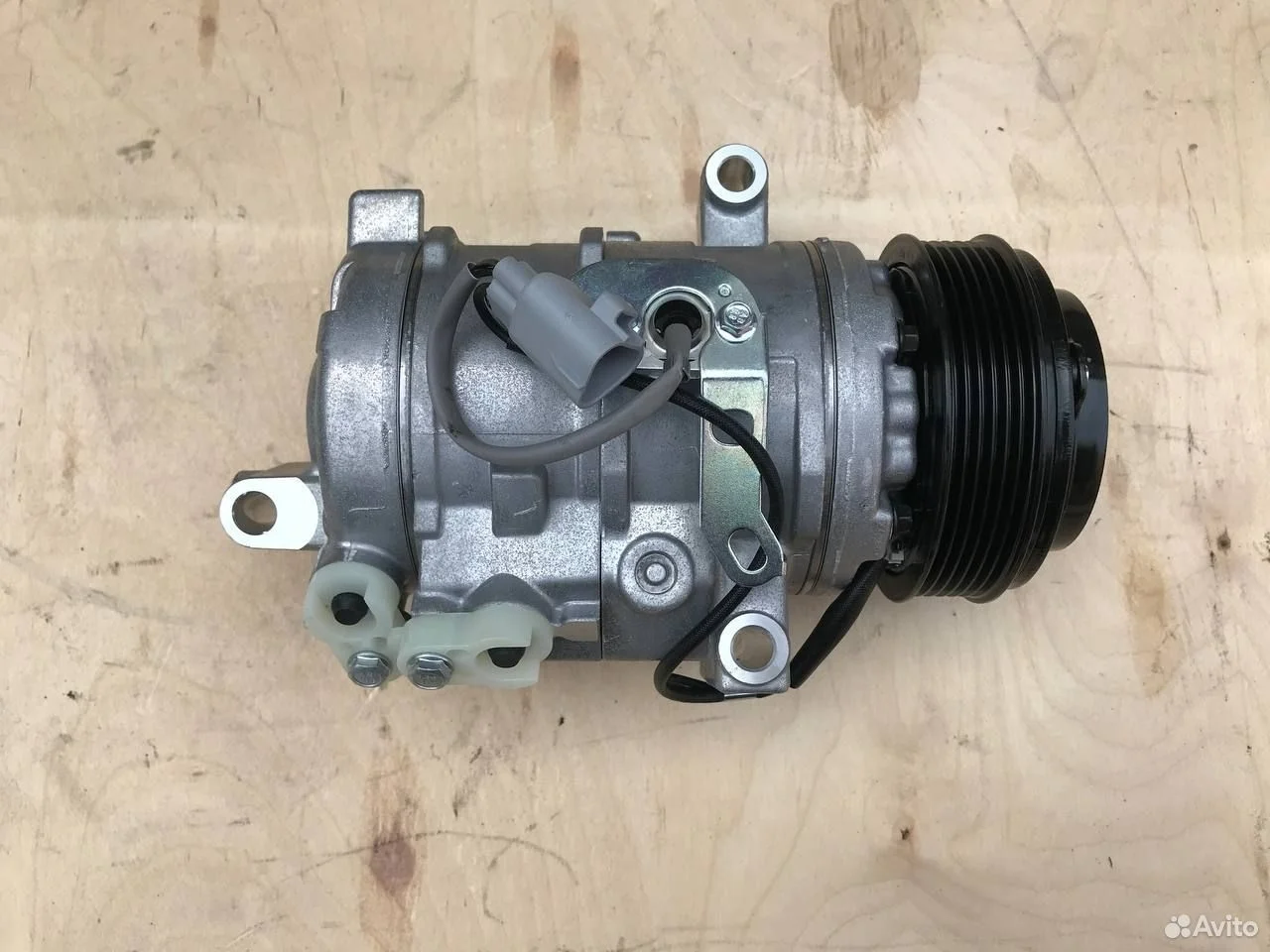 Компрессор кондиционера toyota land cruiser j200