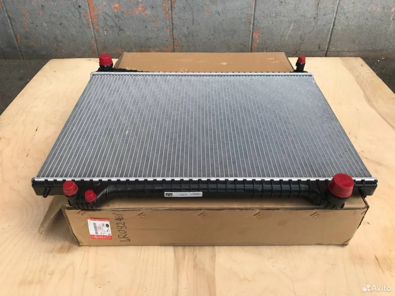 Радиатор охлаждения land rover range rover jaguar