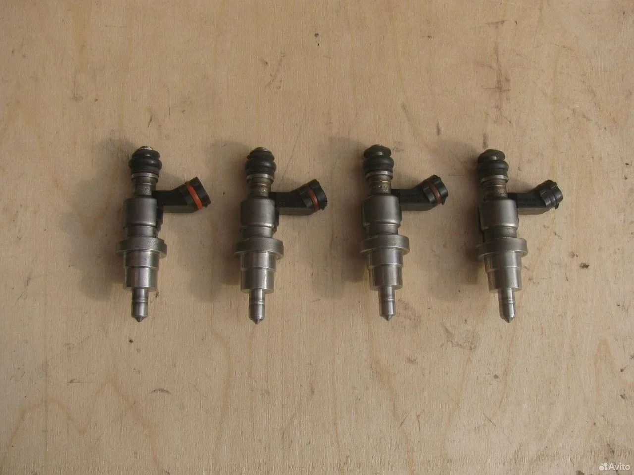 Форсунки toyota avensis rav-4 1az-fse 2az-fse