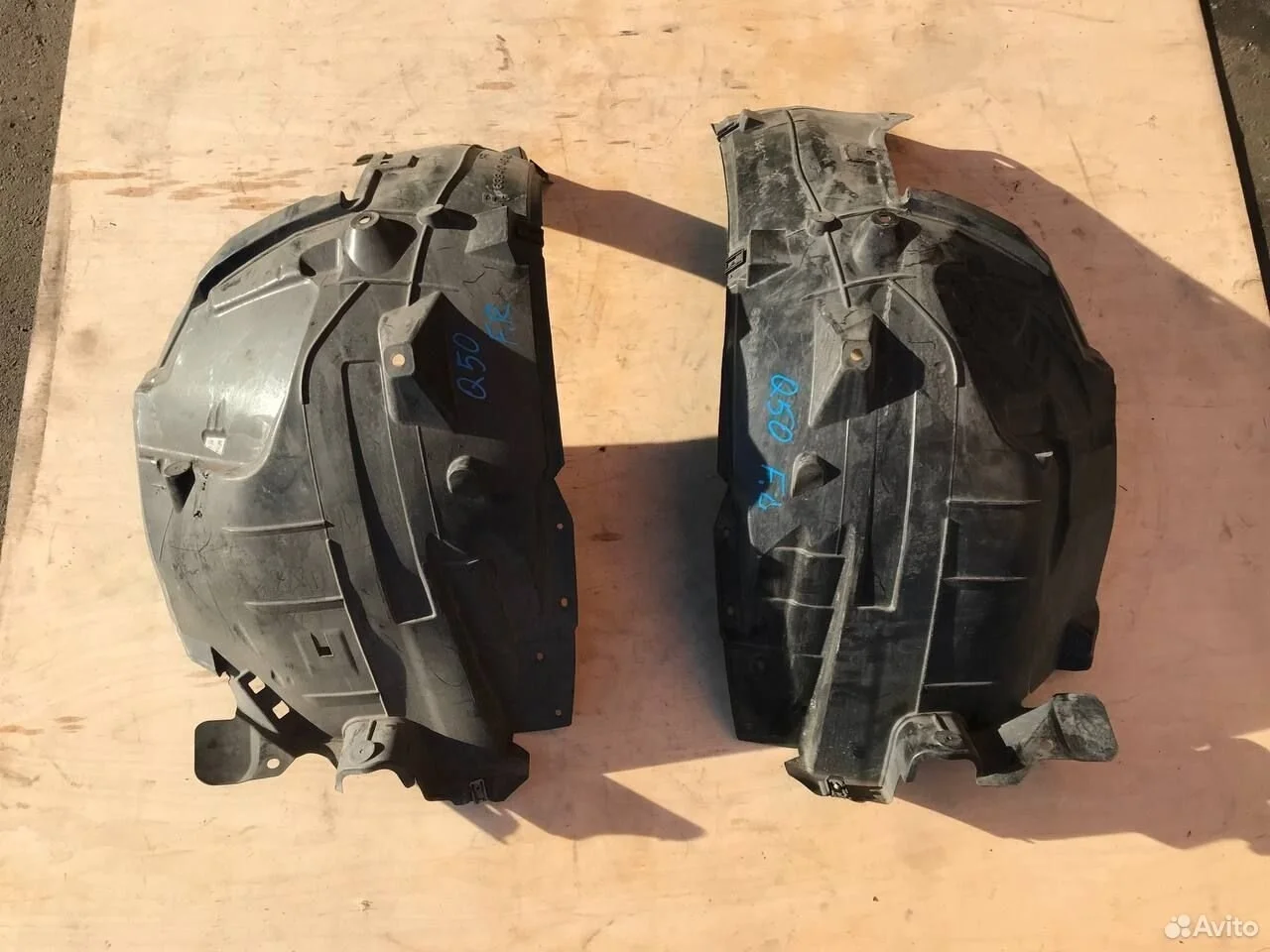 Подкрылок передний infiniti q50 v37