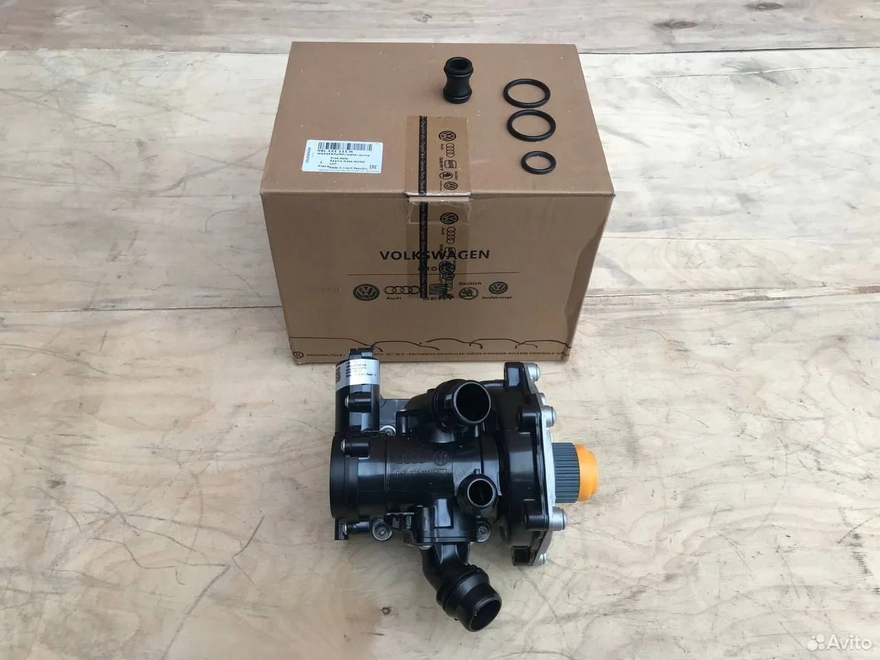 Термостат помпа volkswagen audi skoda