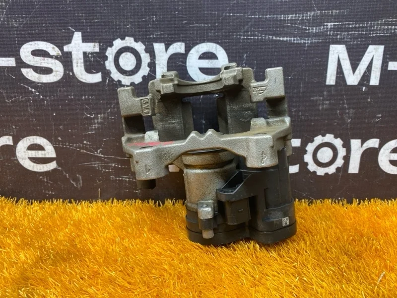 Суппорт Audi A3 2014 8V0615423 8V CXS, задний левый