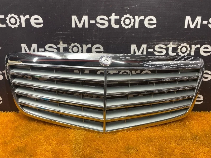 Решетка радиатора Mercedes-Benz E-Class 2008 A2118801783 W211 272.943
