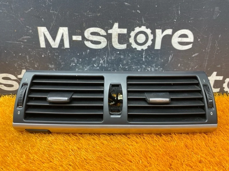 Дефлектор воздушный Bmw X6 2013 7161801 E71 N55B30A, передний