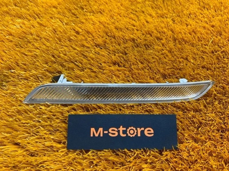 Катафот бампера Bmw X6 2013 7187087 E71 N55B30A, передний левый