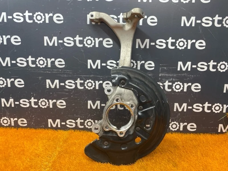 Кулак поворотный Audi A8 2005 4E0407254Q 4E/D3 BPK, передний правый