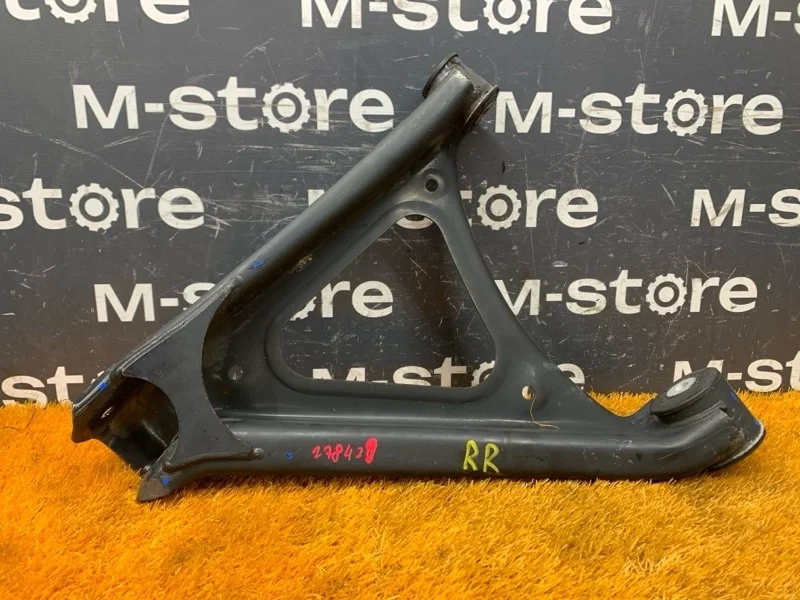 Рычаг подвески нижний Audi Q7 2012 7L0505352AA 4L CJTC, задний левый