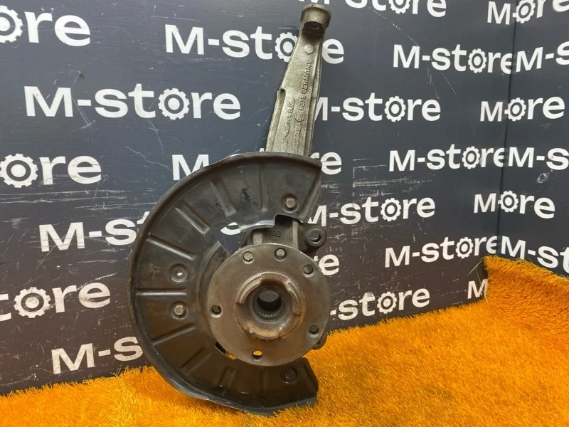 Ступица Audi Q7 2012 7L8407258B 4L CJTC, передняя правая