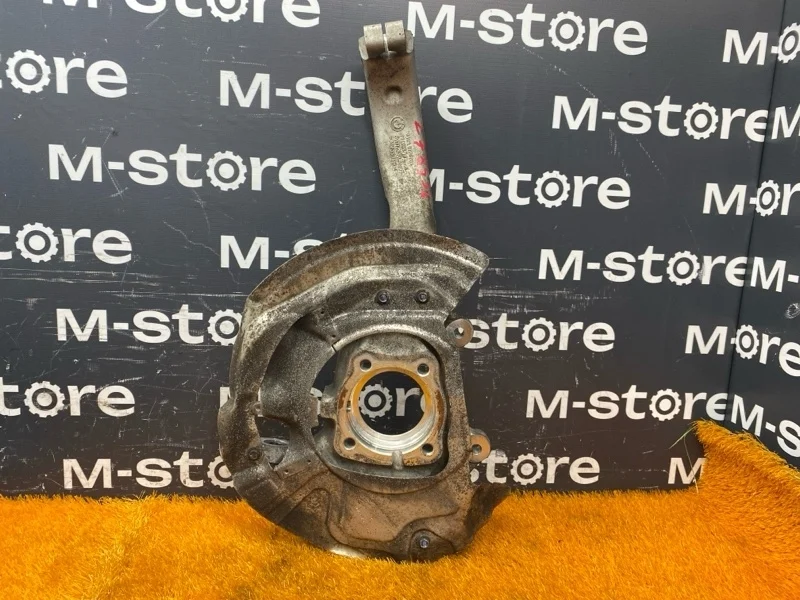 Кулак поворотный Bmw X6 2013 31216773783 E71 N55B30A, передний левый