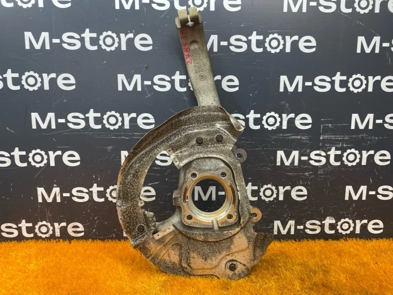 Кулак поворотный Bmw X5 2008 31216773783 E70 N52B30A, передний левый