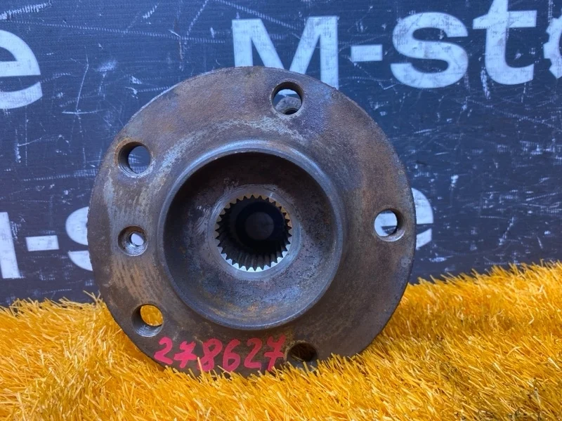 Ступица Bmw X5 2008 31226882263 E70 N52B30A, передняя правая