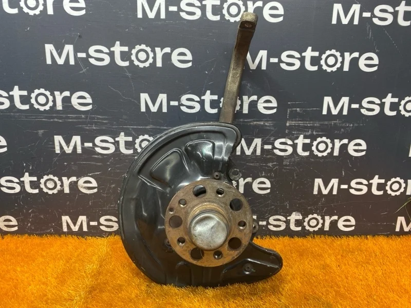 Ступица Mercedes-Benz E-Class 2008 A2113306420 W211 272.943, передняя левая