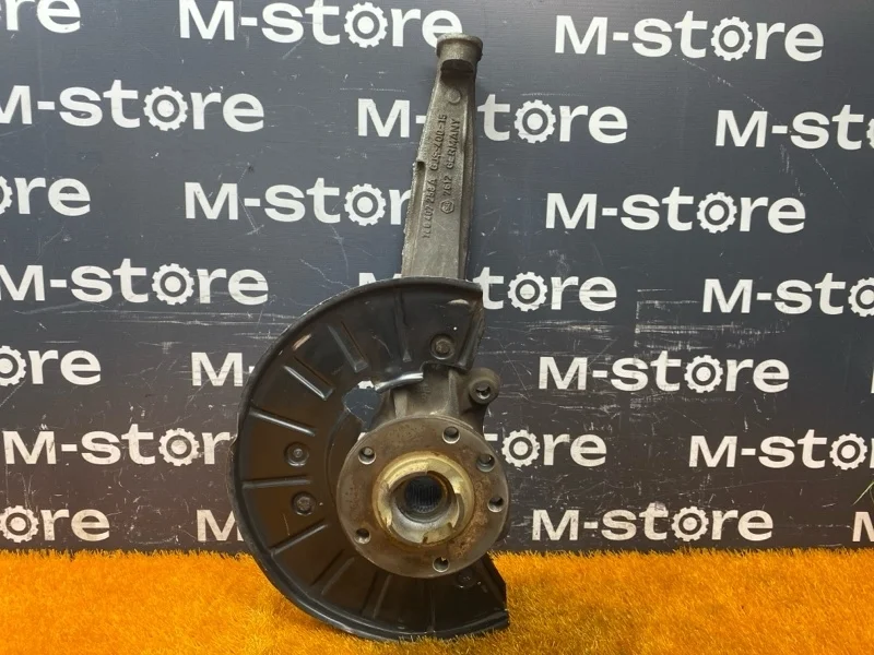 Ступица Audi Q7 2007 7L0407258A 4L BAR, передняя правая