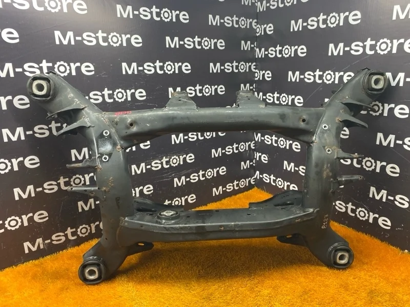 Балка поперечная (подрамник) Bmw X3 2014 33306788782 F25 N47D20C, задняя