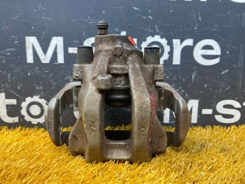 Суппорт Mercedes-Benz E-Class 2010 A2124230281 W212 642.850, задний левый