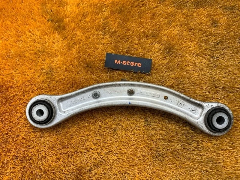 Рычаг подвески верхний Audi Q7 2012 7L0505375A 4L CJTC, задний левый