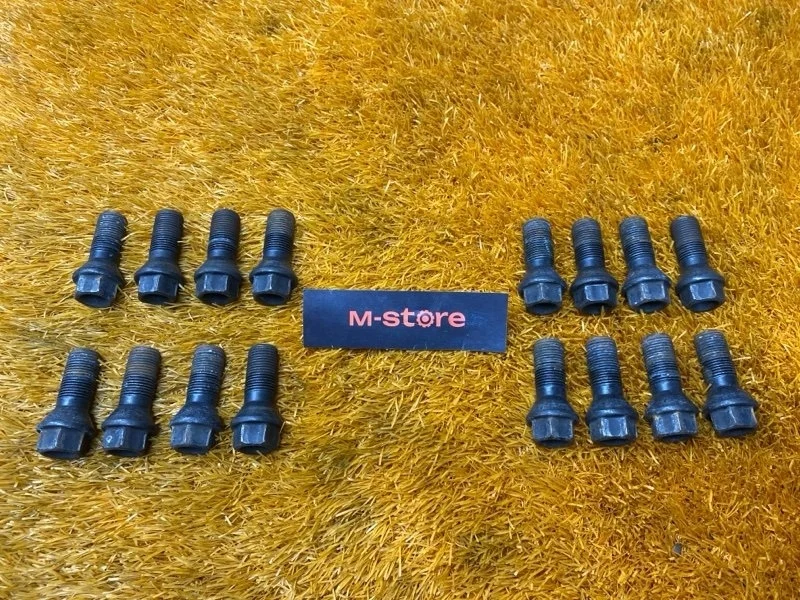 Болт колесный Bmw X3 2014 36136890324 F25 N47D20C