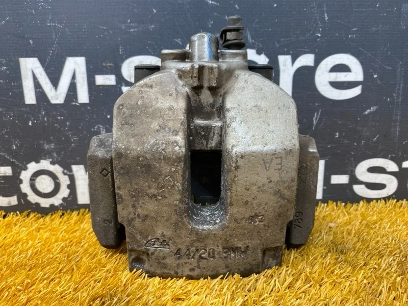 Суппорт Bmw X6 2013 34216776788 E71 N55B30A, задний правый