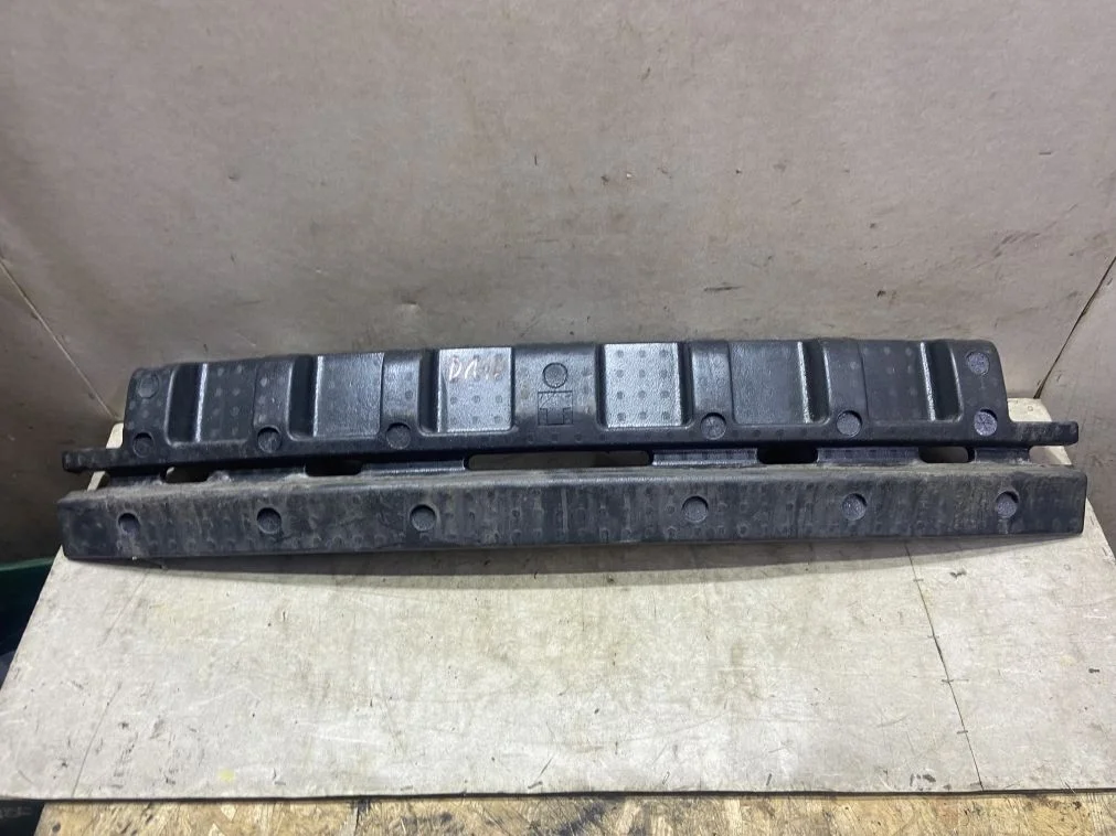 Абсорбер заднего бампера Nissan Juke F15