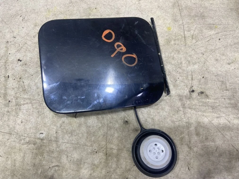 Лючок бензобака Nissan X-Trail T32 788304CC0A