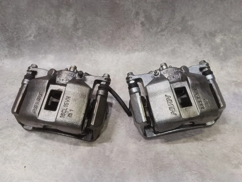 Суппорт передний Honda Civic 4D FD R18A1 2006-2012