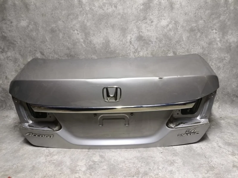 Крышка багажника Honda Accord CR K24W2 2013-2016