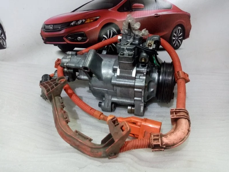 Компрессор кондиционера Honda Civic 4D LDA2