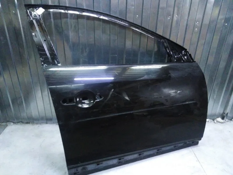 Дверь передняя правая Renault Megane 2009-2015