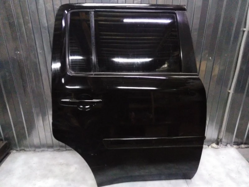 Дверь задняя правая Honda Pilot YF4 J35Z4 2008 -